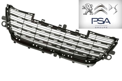 Решітка радіатора решітка w бампер peugeot 2008 2013- oryg фото №1