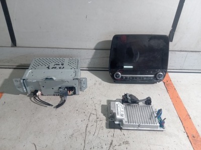 Ford fiesta mk8 радіо навігація сенсорний фото №1