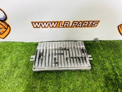 Модуль усилителя парковки range rover velar l560 m8a2-19j509-ah фото №1