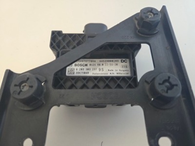 Радар acc distronic датчик швидкості mercedes smart a4539000208 фото №1