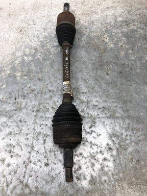 Привідний вал ліва renault scenic iii 8200847584 фото №1