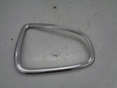 Mini r56/57 рамка лампи правий задня фото №1