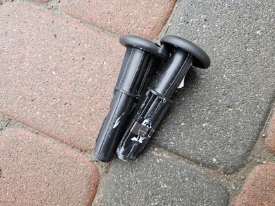 Тримачі кріплення підголівник proace city berlingo combo e rifter фото №1