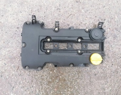 КРЫШКА КЛАПАНОВ СЕПАРАТОР OPEL CORSA D 1.2 A12XER 55561426