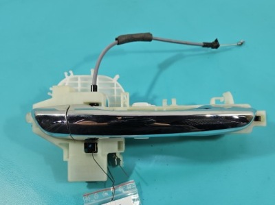 Ручка перед права зовнішня hyundai elantra vi 15-20 92601-03100 фото №1