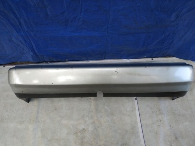 Бампер задня задній toyota corolla e10 kombi bydgosz фото №1