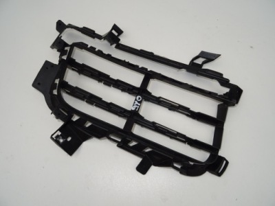 Правая решётка 9y0807682 cayenne iii 9y 18^ фото №1