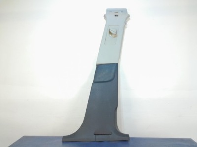 Vw tiguan i защита стойка среднего правого фото №1