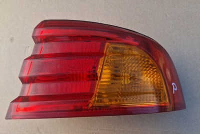 Kia magentis 2001 лампа права w кузов задня фото №1