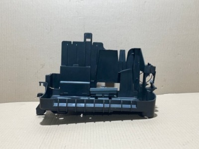 Opel corsa d 1.4-16v корпус аккумулятора 13296473 фото №1