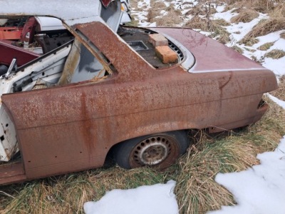 Крила задня лівий mercedes 107 slc 1076300521 фото №1