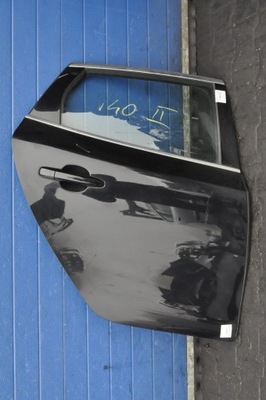 Volvo v40 ii дверь правый задняя задние фото №1