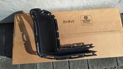 Camaro 2019+ канал рамка впуск бампера правий фото №1