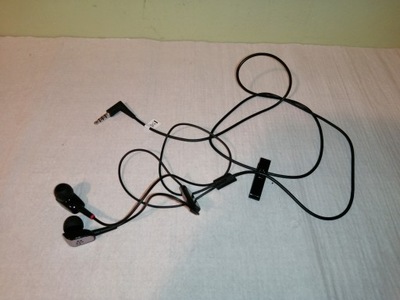 Słuchawki przewodowe douszne Z MIKROFONEM