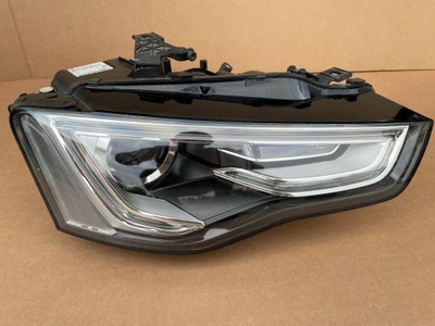 Audi a5 8t lift оригінальна комплектна лампа правий перед фото №1