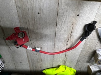 Клема плюсова піротехнічна 9203570 bmw f10 f11 фото №1