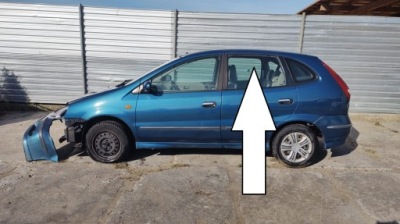 Стекло дверная левая задняя nissan almera tino 00-03 фото №1