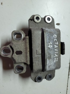 Skoda octavia ii подушка двигателя фото №1