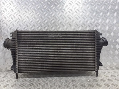 Радиатор воздуха интеркулер opel insignia a 2.0 cdti 13241751 фото №1