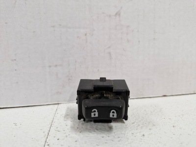 Toyota matrix 2 ii e140 перемикач кнопка замка центрального правий перед фото №1