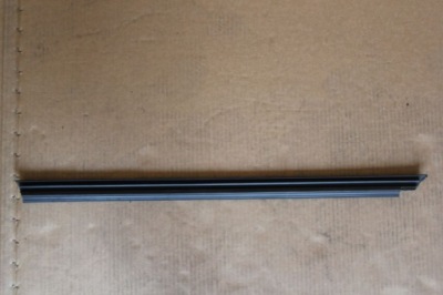 Молдинг дверь vw polo 9n 02-08 6q4837472a фото №1