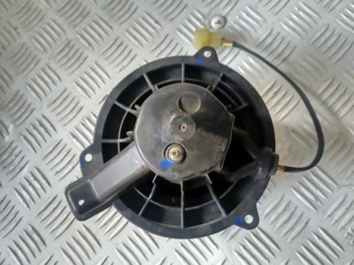 Trafic ii vivaro primastar повітродувка вентилятор обдув задня 51500-40900 фото №1