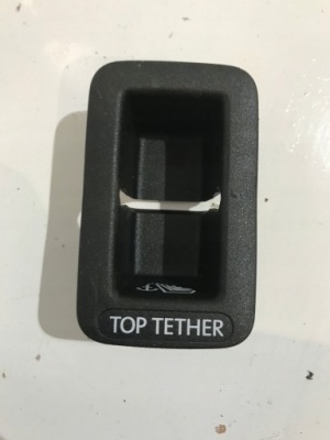 Заглушка сидіння задня vw golf vii 3g0886747 фото №1