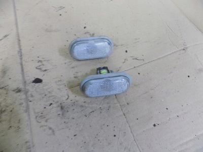 Renault master 2 06- поворотник крила фото №1