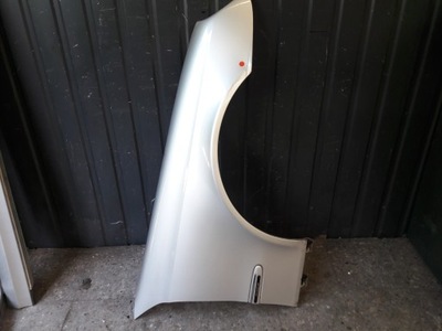 Крила правий перед mercedes w211 775 фото №1