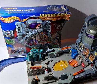 STARA ZABAWKA HOT WHEELS CIBORG CITY retro