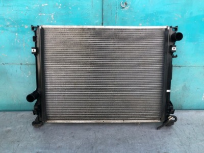 Dodge 05- charger magnum радіатор wody 2,7 v6 фото №1