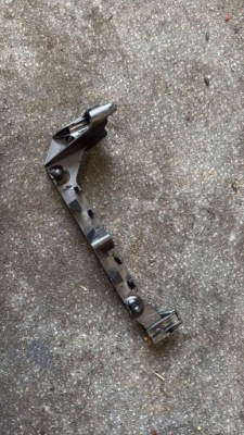 3130. кронштейн глушителя hałasu mercedes a2540142400 фото №1