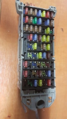 Opel meriva a коробка запобіжників 93363136 фото №1