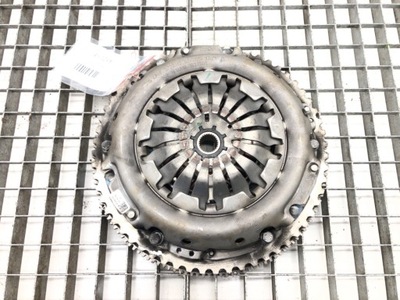 Сцепление dacia sandero ii 0.9 90km 302056252r фото №1