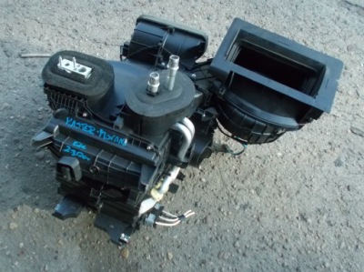 Renault master iii lift iv отопитель корпус 272104455r фото №1