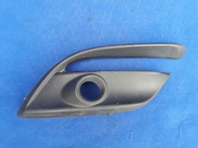 Mazda 3 lift 2017-2018 17-18 решітка рамка права фото №1