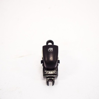 Renault kadjar 2017 задняя сторона правая кнопки окон фото №1