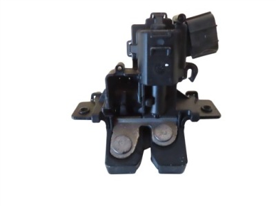 Замок крышки багажника toyota yaris 3 2011-2014 год фото №1