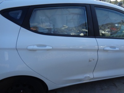 Ford fiesta mk8 5d двері праве правий задня повний 19r. hh пошкоджені фото №1
