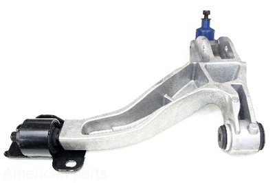 Рычаг нижний правый ford crown victoria 2003-2006 фото №1