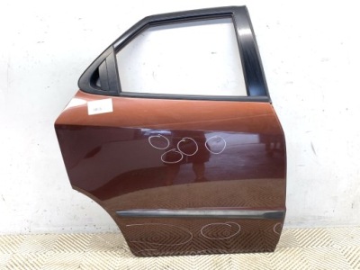 Двері правий задній honda civic viii хетчбек коричневий фото №1