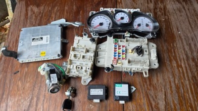 Набор стартовый toyota rav 4 2 2.0 vvti 89661-42b30 фото №1
