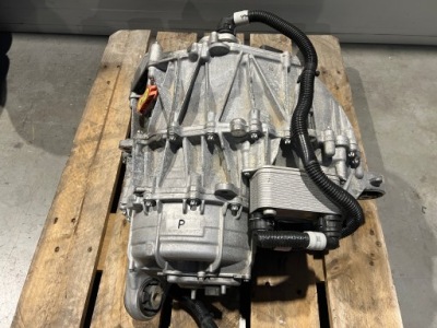 Двигатель привод электрический передний перед tesla model 3 1117428-00-c фото №1