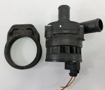 Дополнительная помпа wody mercedes w251 a2118350364 фото №1