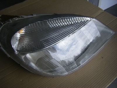 LAMP RIGHT MERCEDES VANEO 0301189202  