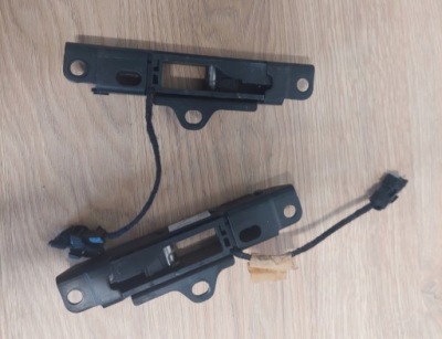 Audi a5 8t засувка дах r l 8f0871397a 8f0871398a фото №1