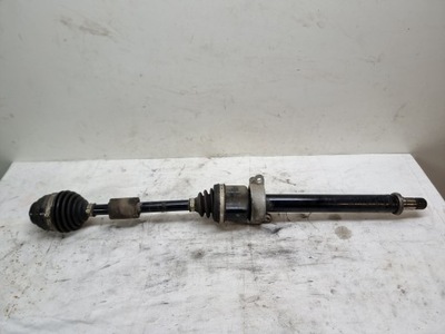 Bmw 1 f40 приводной вал перед правая фото №1