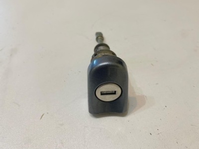 Vw touran 1 03-09r вкладка дверь левое  перед фото №1
