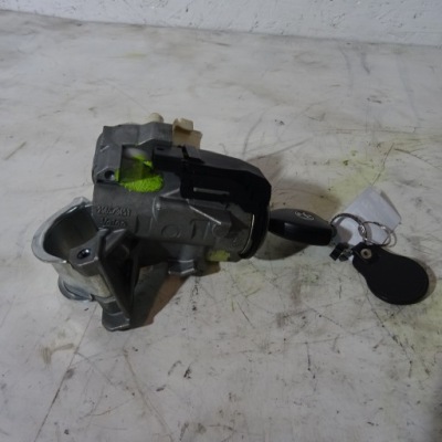 Toyota avensis t27 2.0d замок зажигания 45020-0203 фото №1