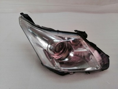 Toyota avensis t27 лампа перед права фото №1